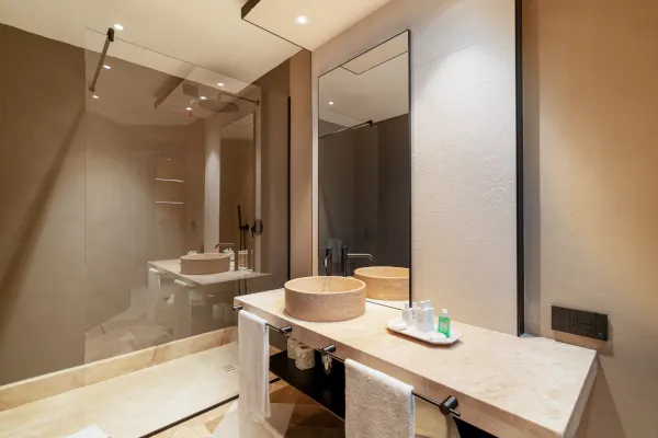 Junior Suite 2