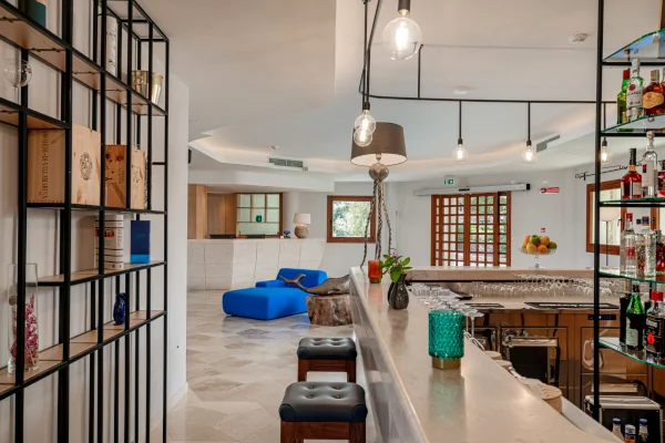 Restaurant et Lounge Bar 1
